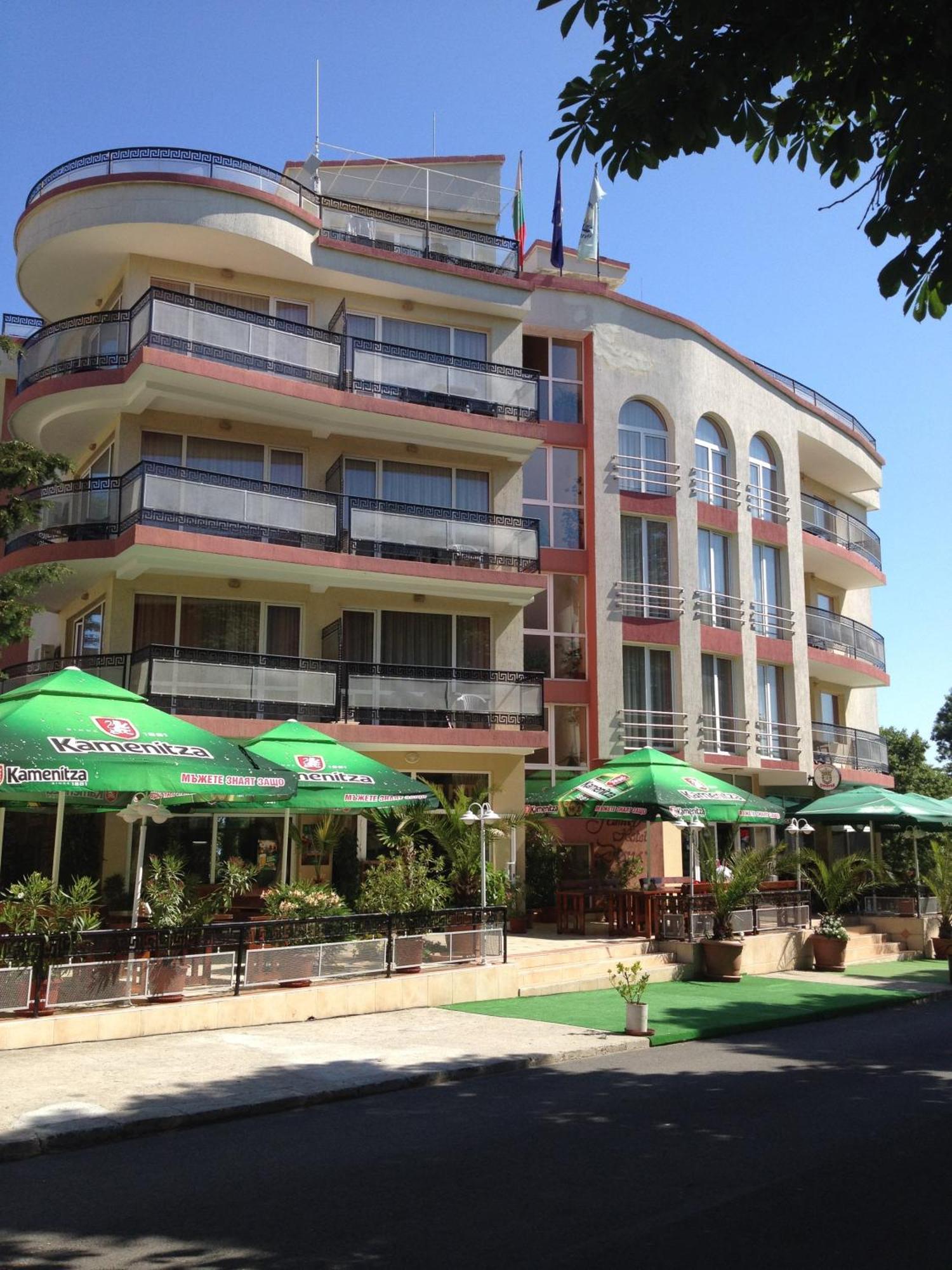 Family Hotel Diana Tsarevo Bagian luar foto